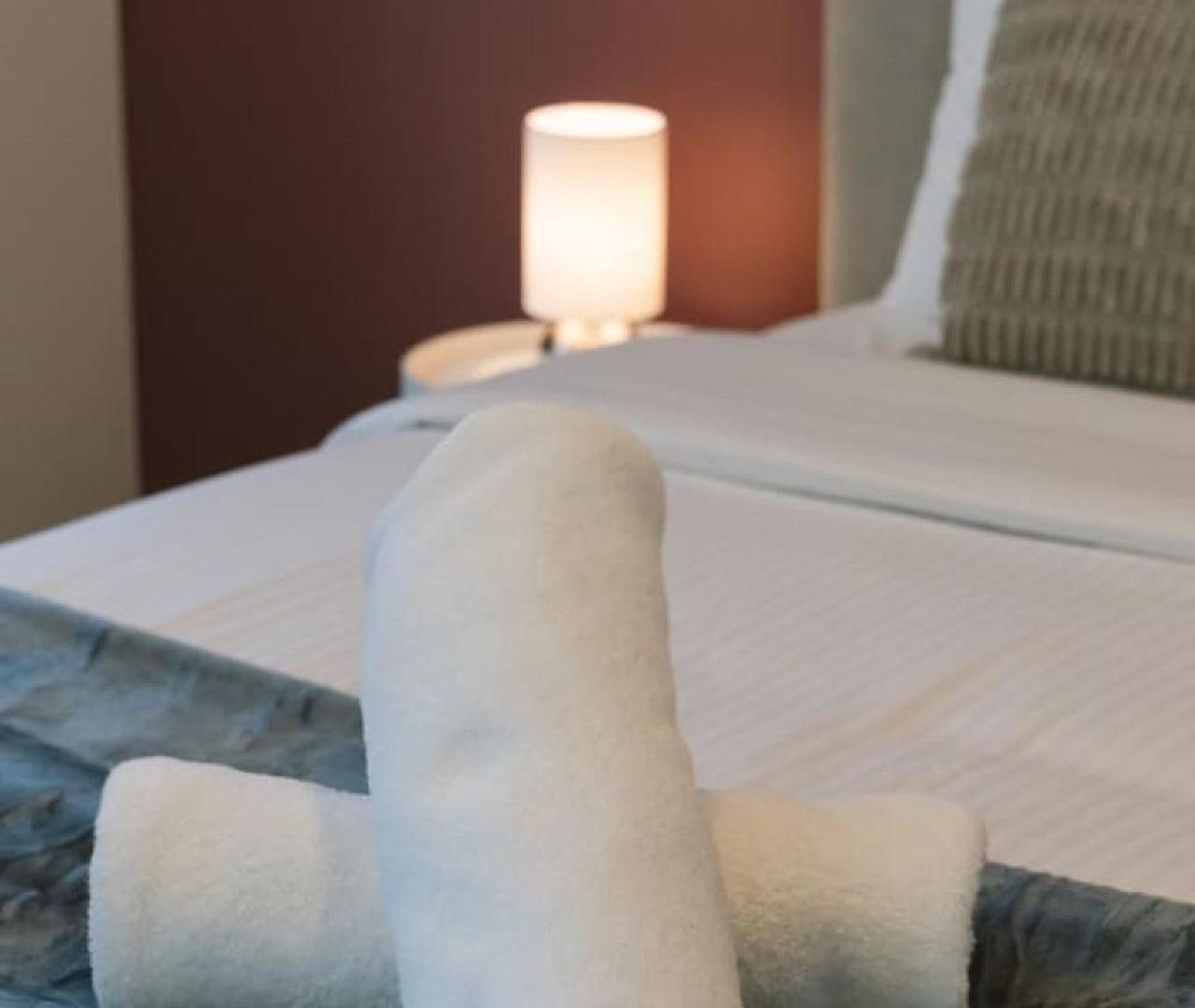 Apartment Value 2beds At Cbd With Pool Gym Carpark *