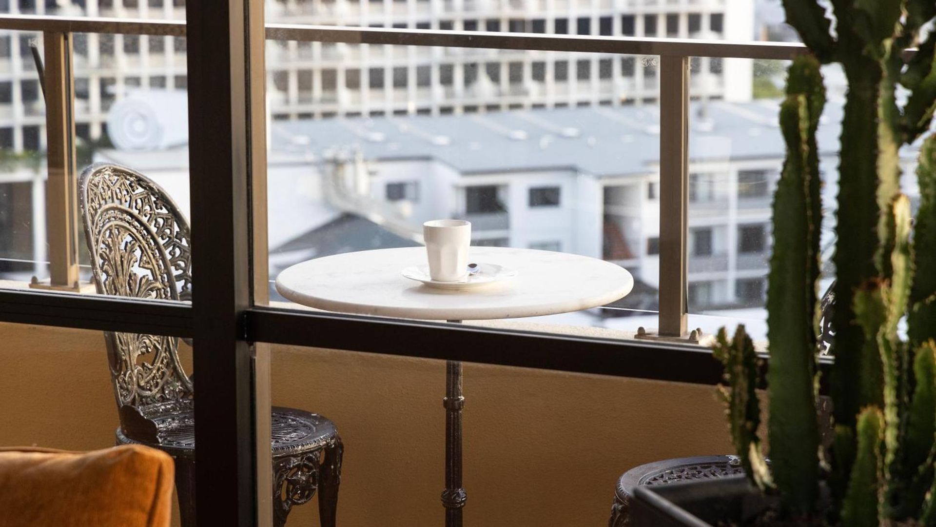 Luxury 2br - Skyline Views - Free Parking Apartment Brisbane