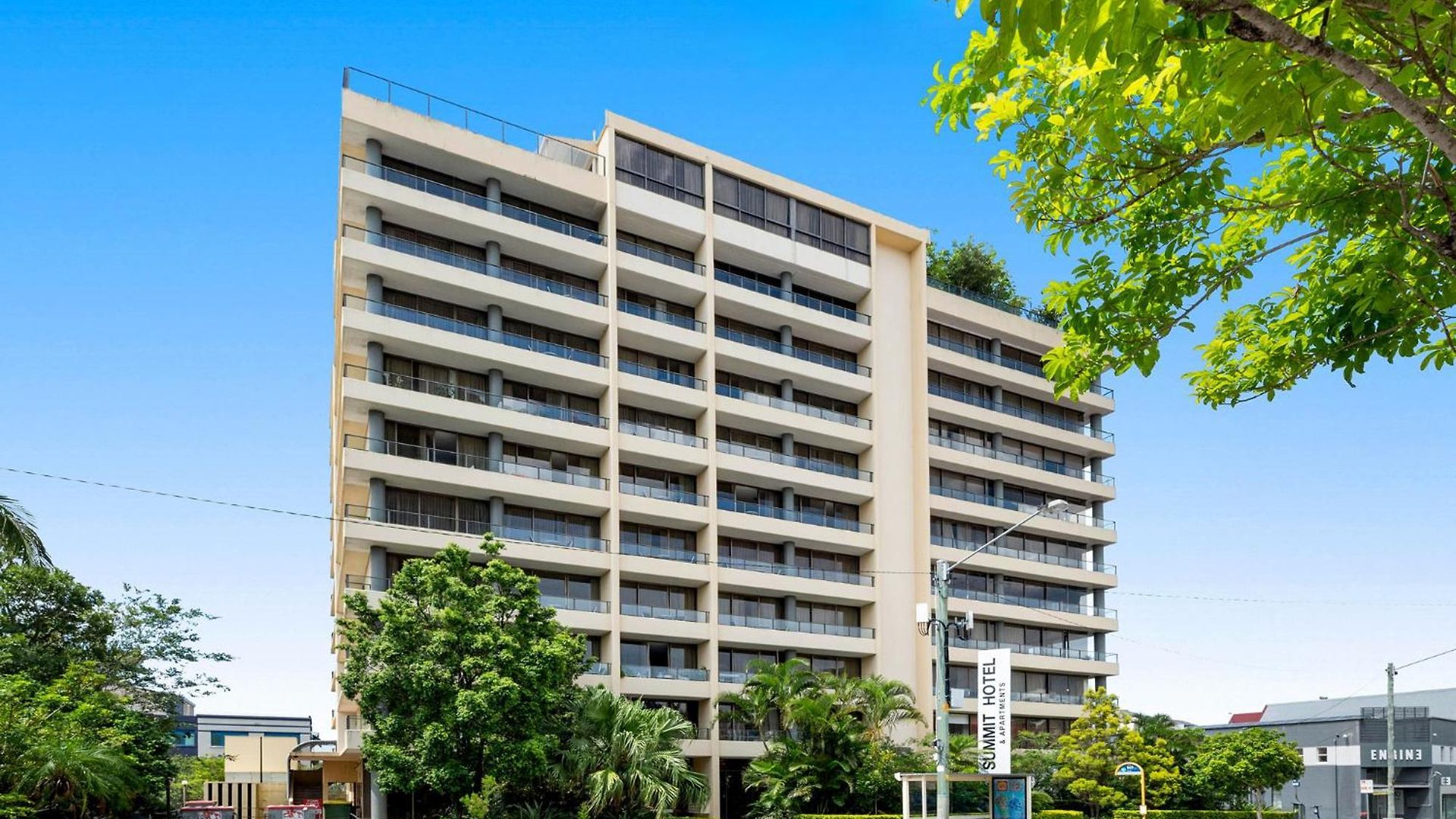 Apartment Luxury 2br - Skyline Views - Free Parking *
