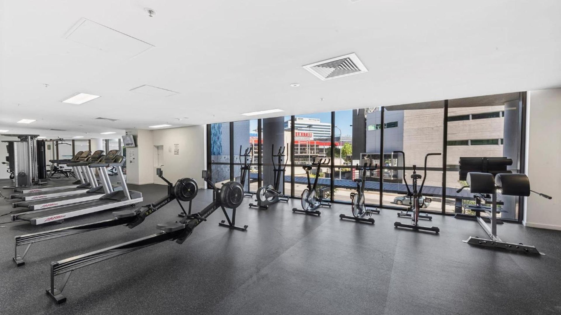 Capri - Free Secure Parking Apartment *