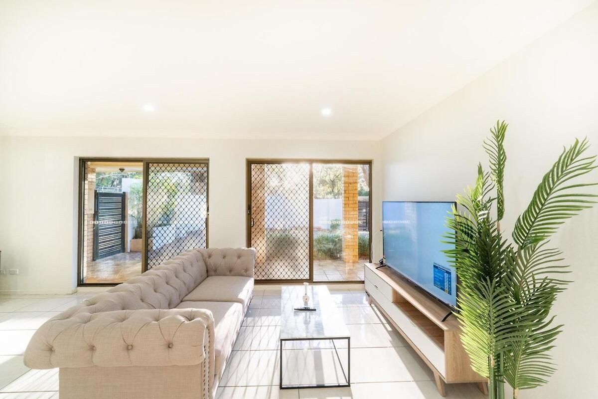 Palatial 4br 2ba Sunnybank Family Retreat *