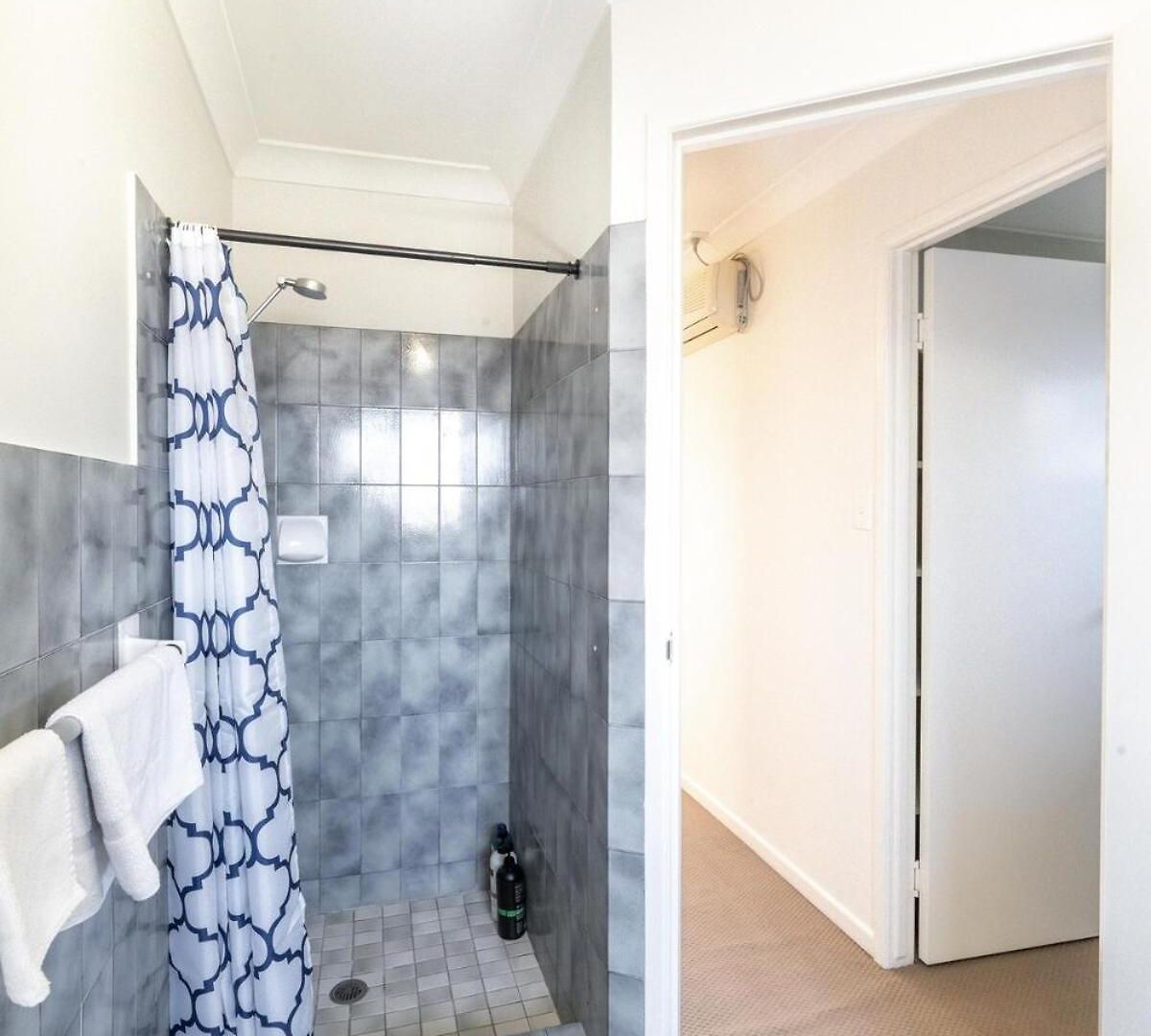 Palatial 4br 2ba Sunnybank Family Retreat Apartment *