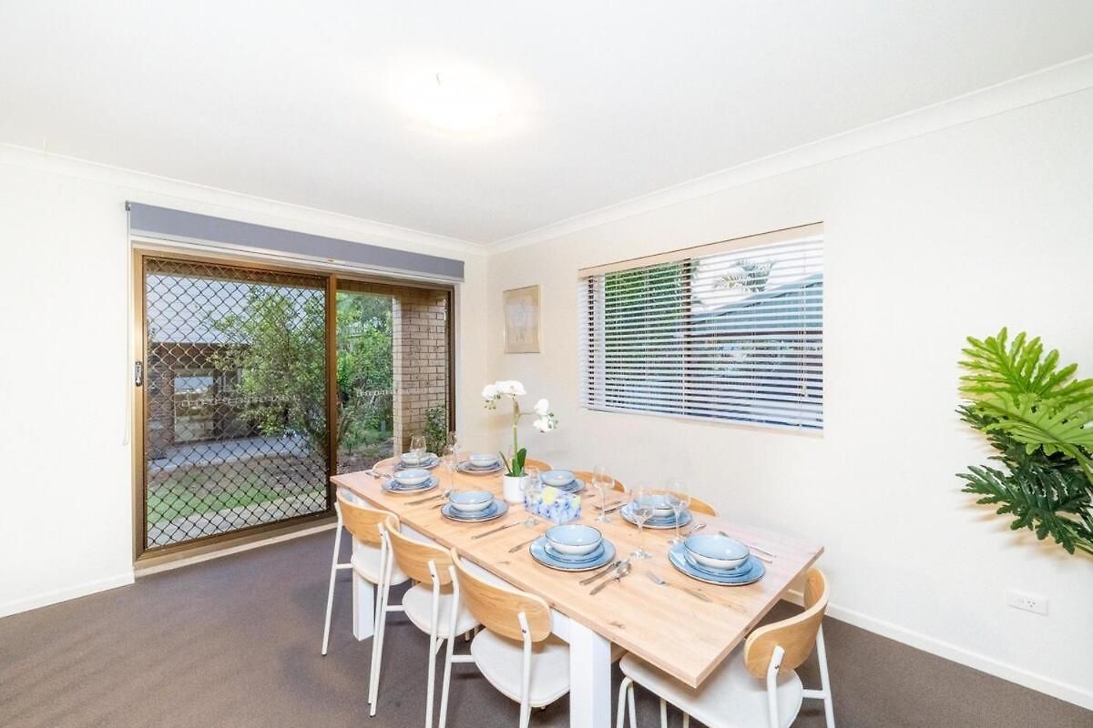 Palatial 4br 2ba Sunnybank Family Retreat * Brisbane