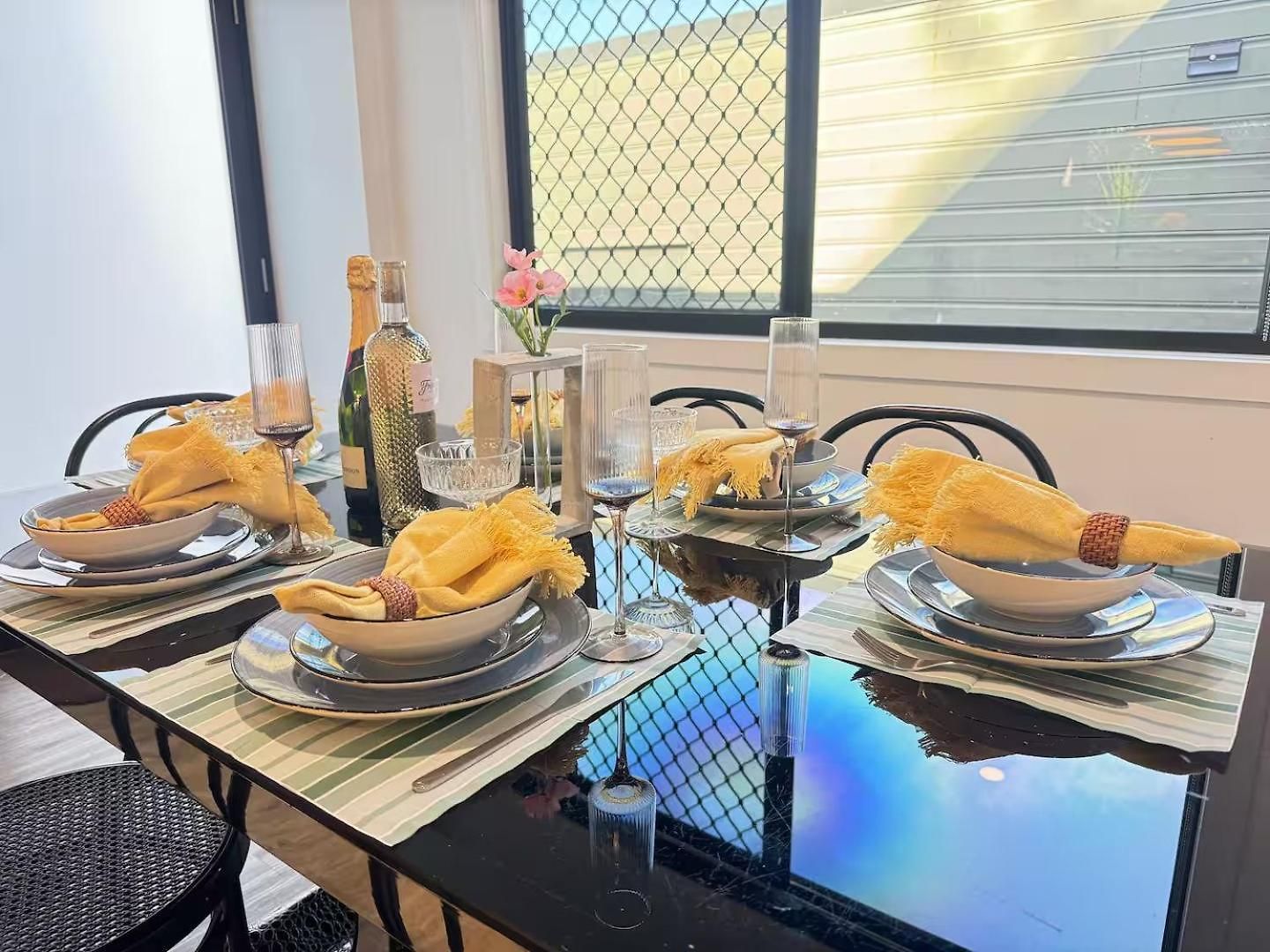 Apartment Spacious 4br Near Sunnybank With Modern Amenities