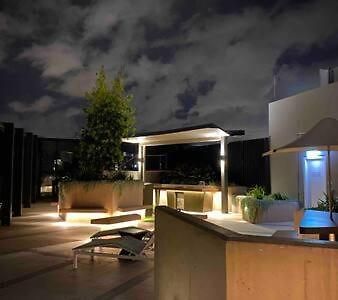 Stylish On High Level-close To Cbd C6 Apartment *
