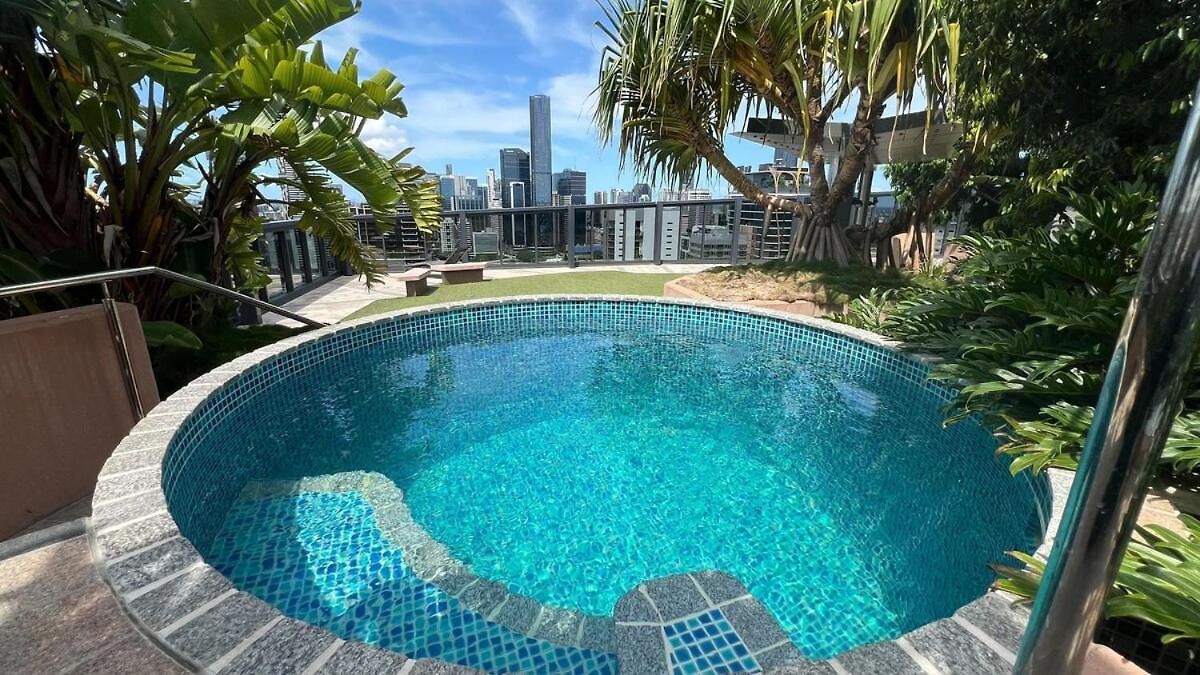 Stylish On High Level-close To Cbd C6 *