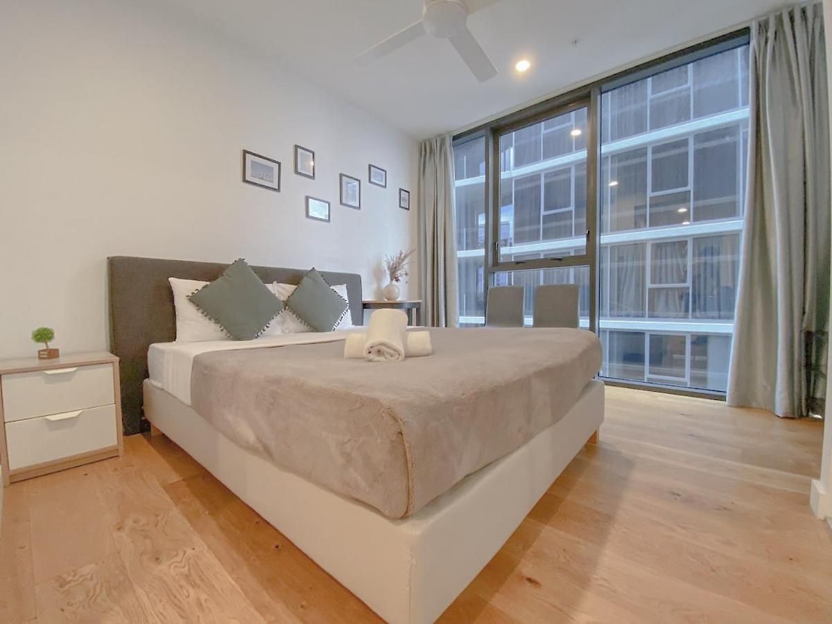 Stylish On High Level-close To Cbd C6 Apartment