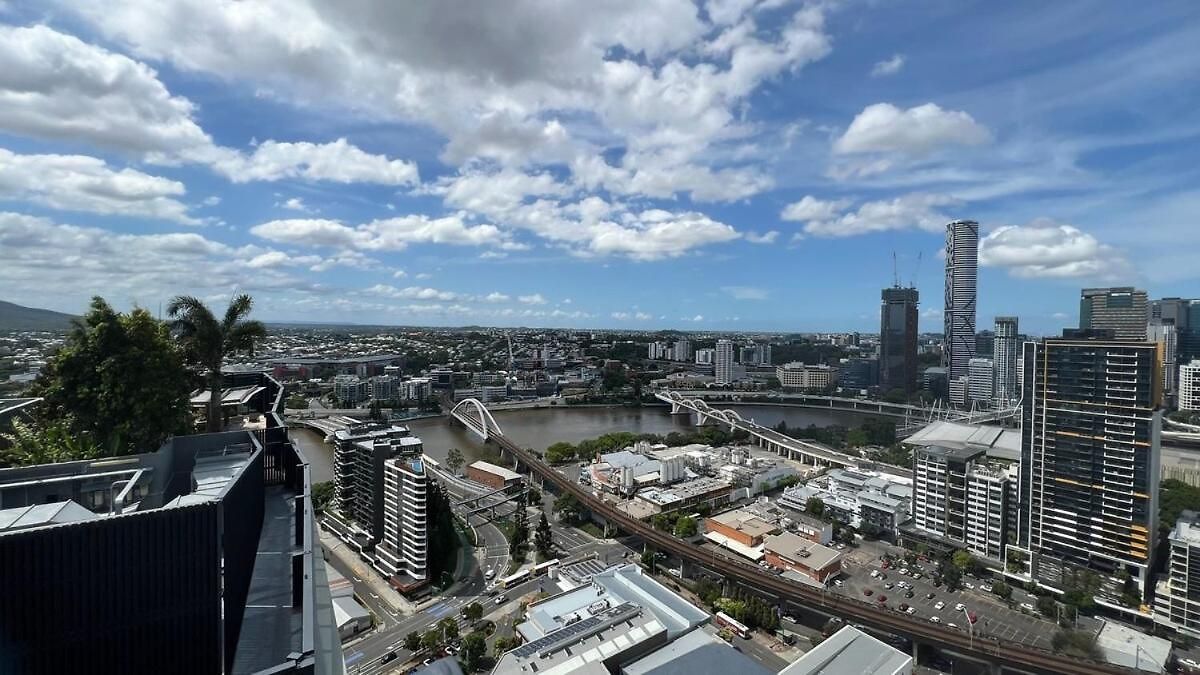 Apartment Stylish On High Level-close To Cbd C6 Brisbane