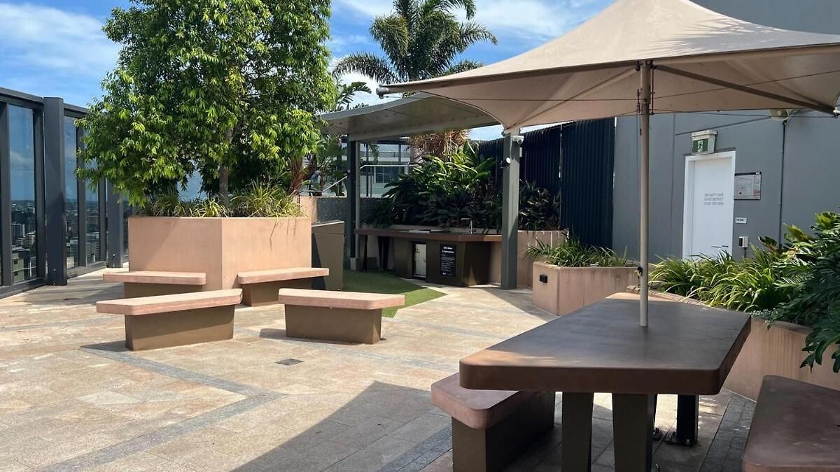 Stylish On High Level-close To Cbd C6 * Brisbane