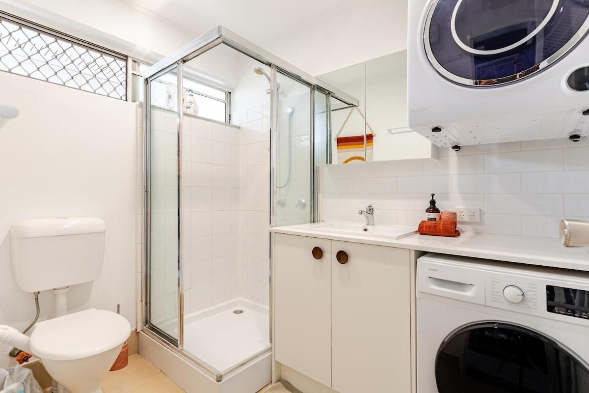 Apartment Mid Century Pad 1bed 1bath 1car 10 Mins To Cbd *