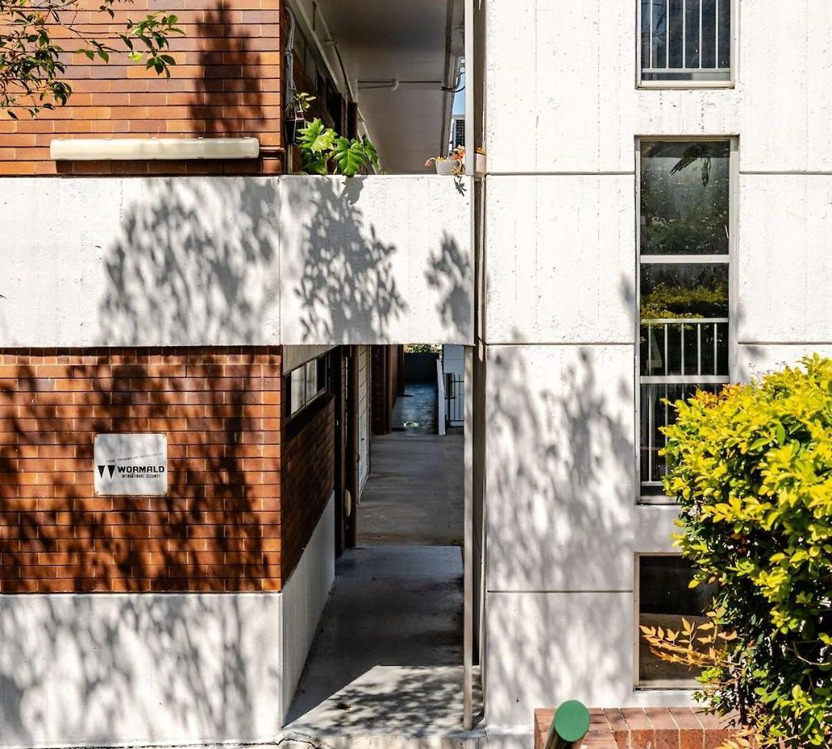 Mid Century Pad 1bed 1bath 1car 10 Mins To Cbd