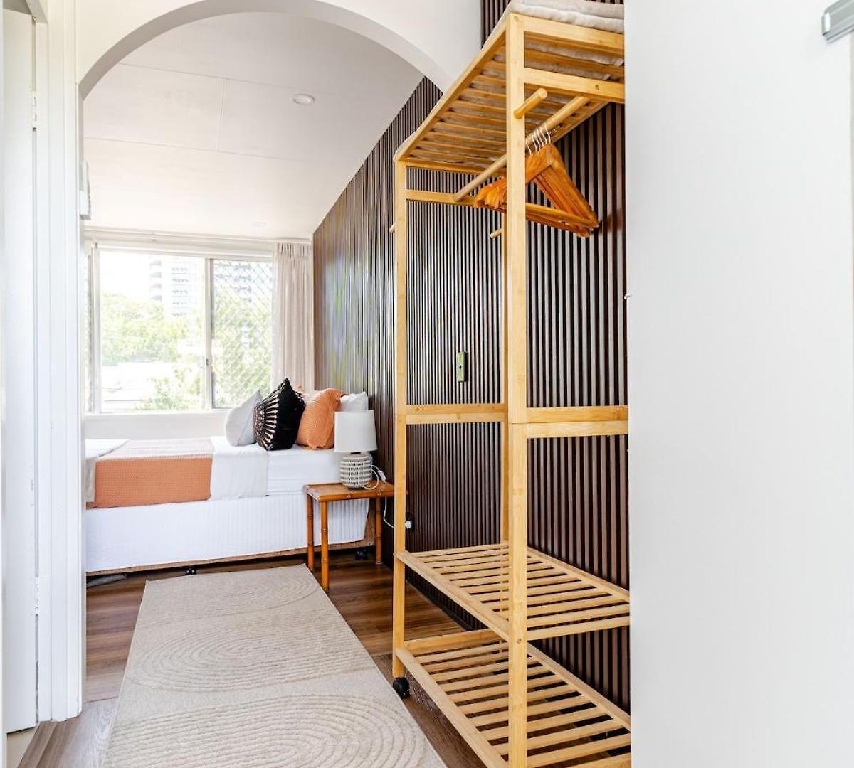 Apartment Mid Century Pad 1bed 1bath 1car 10 Mins To Cbd Brisbane