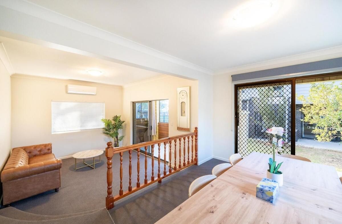 Space Abundant 4bed 2bath Sunnybank Retreat Holiday home Brisbane