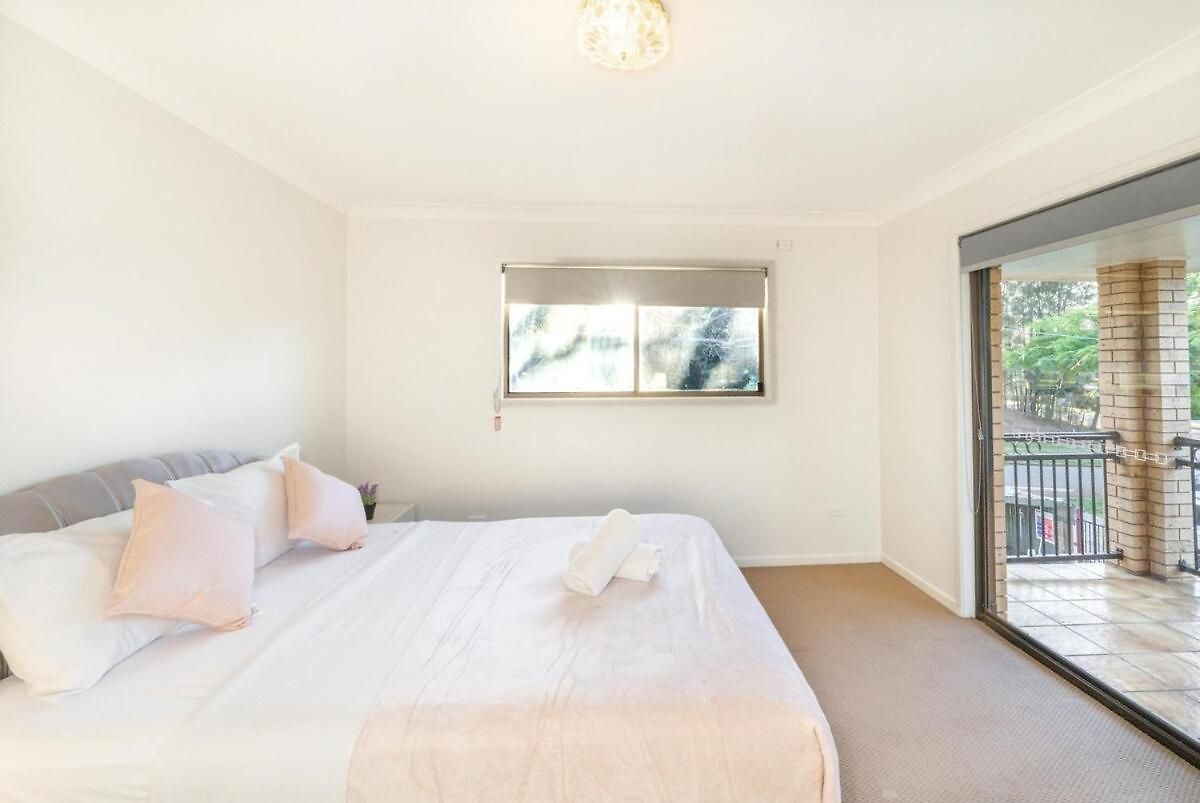 Holiday home Space Abundant 4bed 2bath Sunnybank Retreat