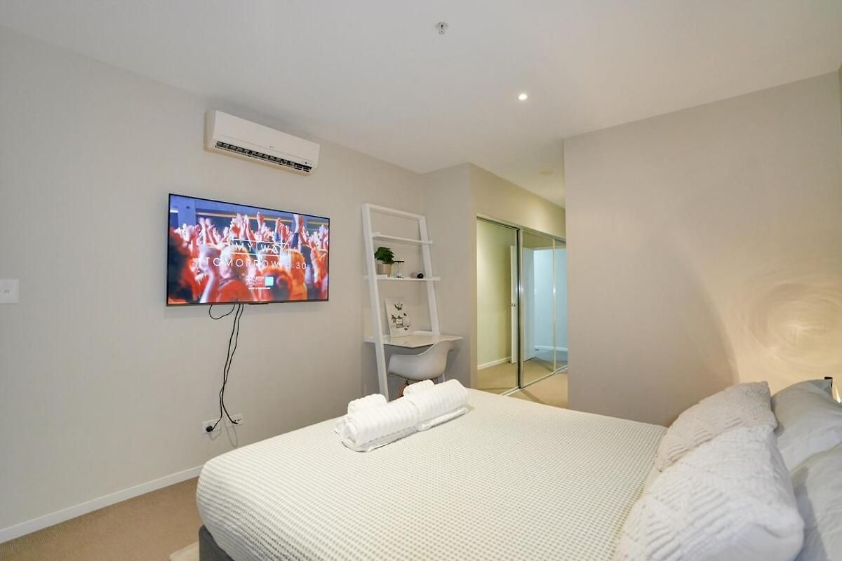 Relax & Unwind Riverside Apartment