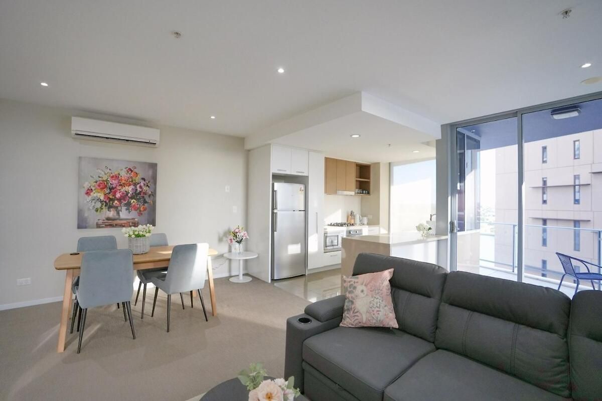 Relax & Unwind Riverside Apartment *