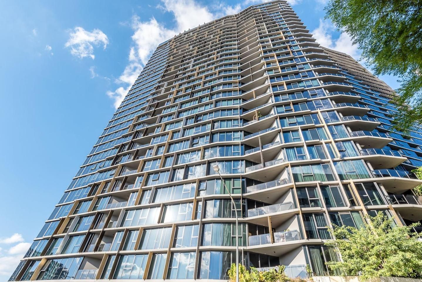 Apartment 1-bedroom With Pool, Sauna, And Parking In South *