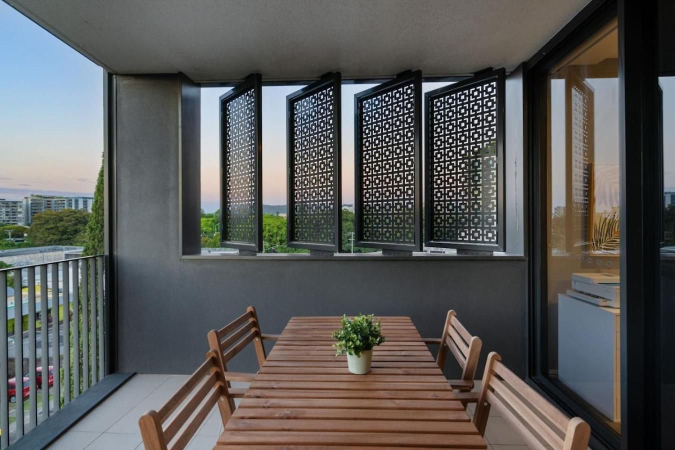 Apartment Rooftop Pool And View Stylish 2bed With Ducted Ac Brisbane