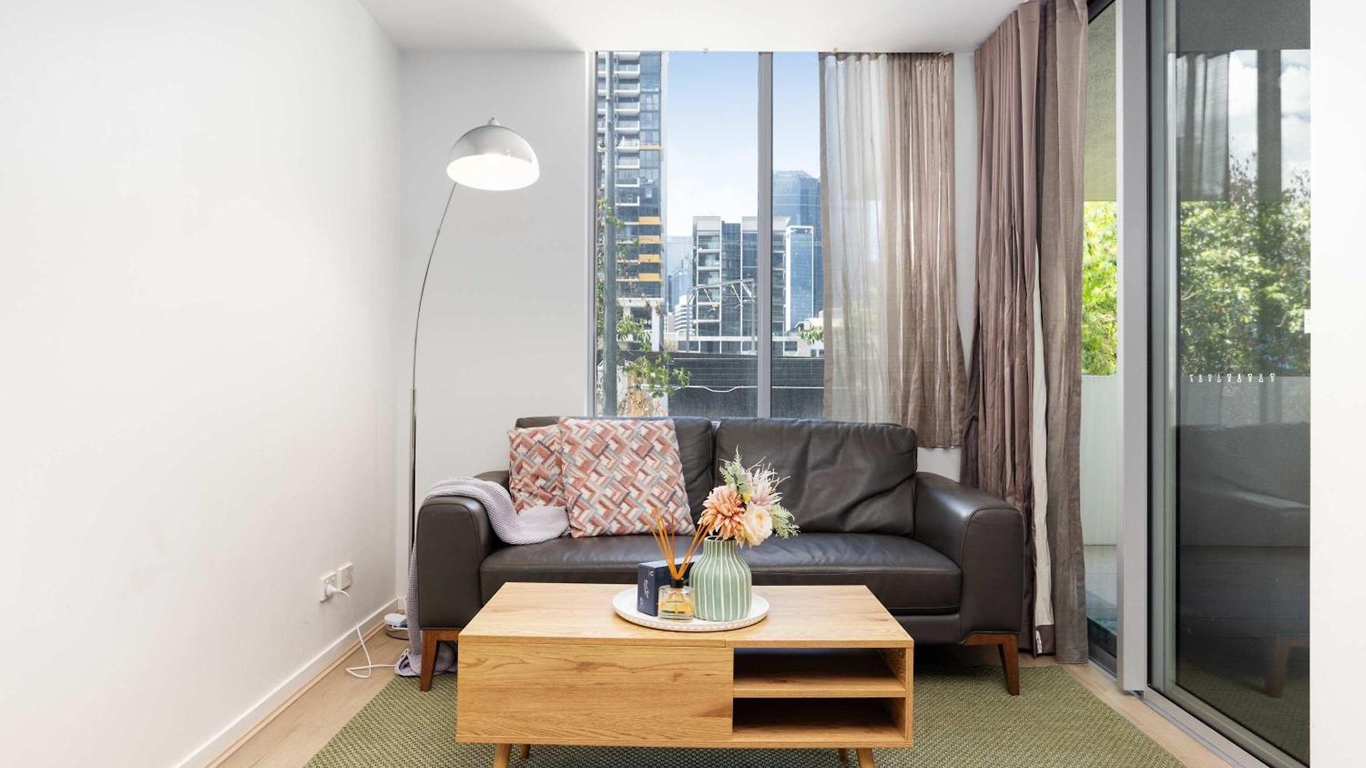 Apartment Chic Escape 2br Near Convention Centre *