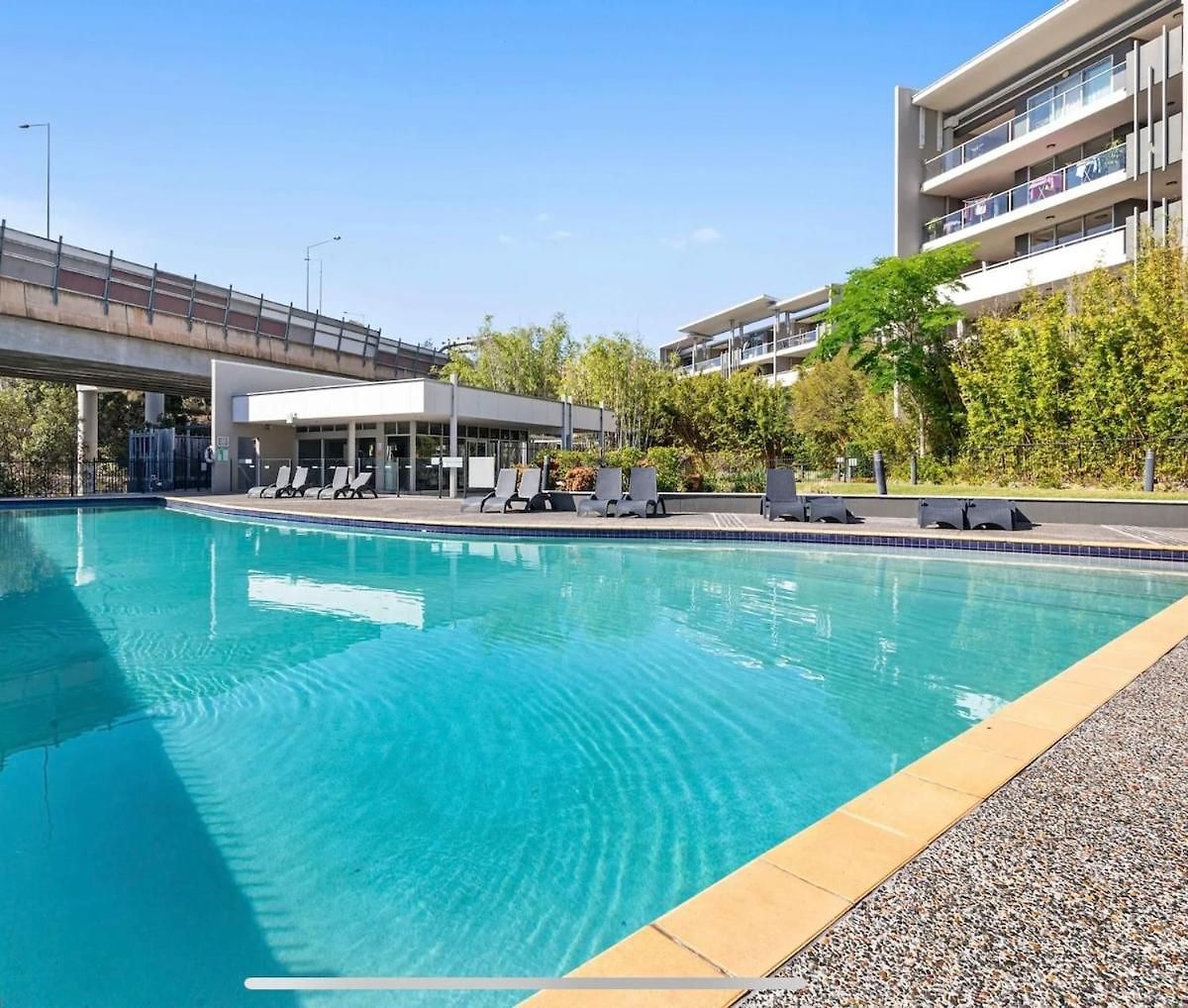 Apartment Unit 14o2 141 Campbell St Bowen Hills