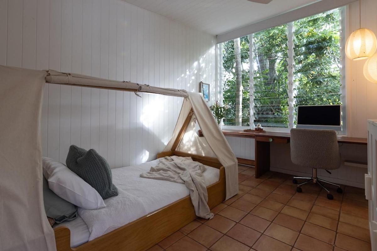 Holiday home Seaside Haven Luxe Four Br Oasis With Plunge Pool