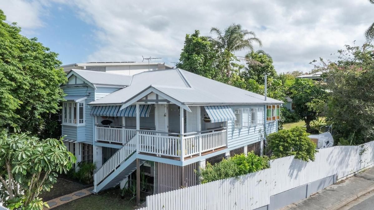 Seaside Haven Luxe Four Br Oasis With Plunge Pool Holiday home Brisbane
