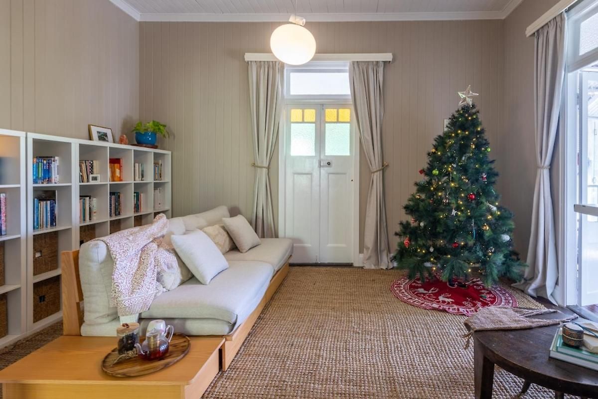 Holiday home Seaside Haven Luxe Four Br Oasis With Plunge Pool Brisbane
