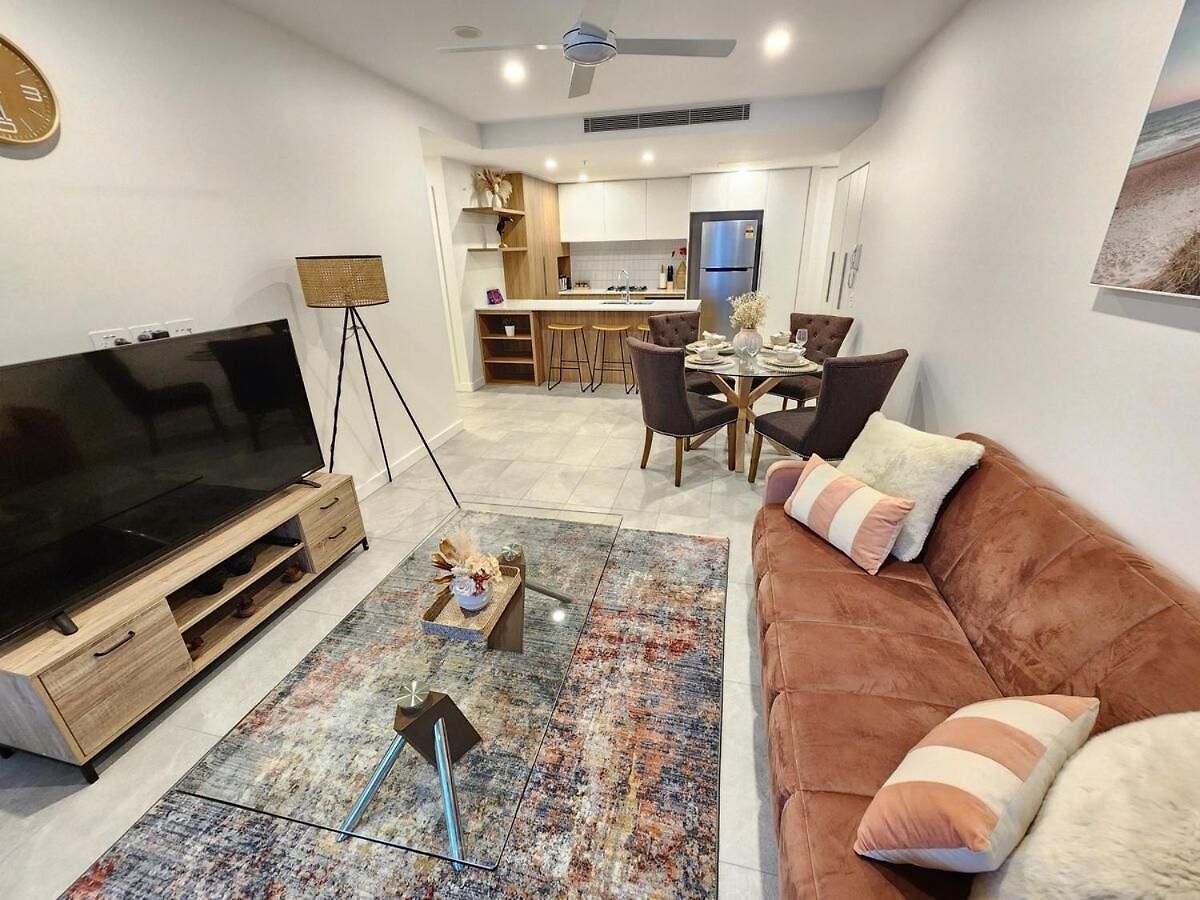 Apartment River & View Near Airport With Infinity Pool, Spa, Sauna, Steam *