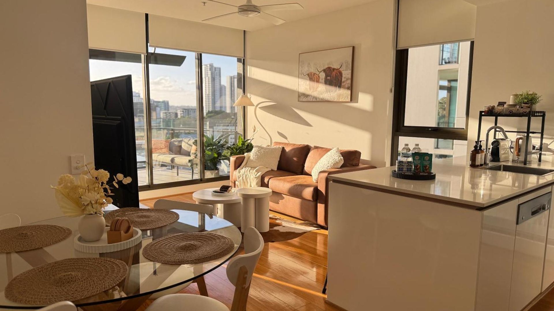 Luxury With View - Free Parking,pool,wifi *
