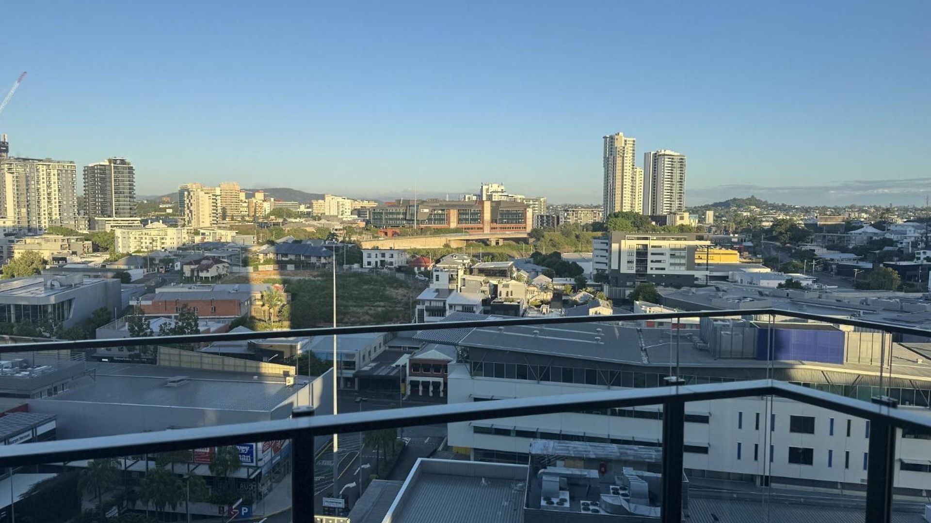 Luxury With View - Free Parking,pool,wifi *