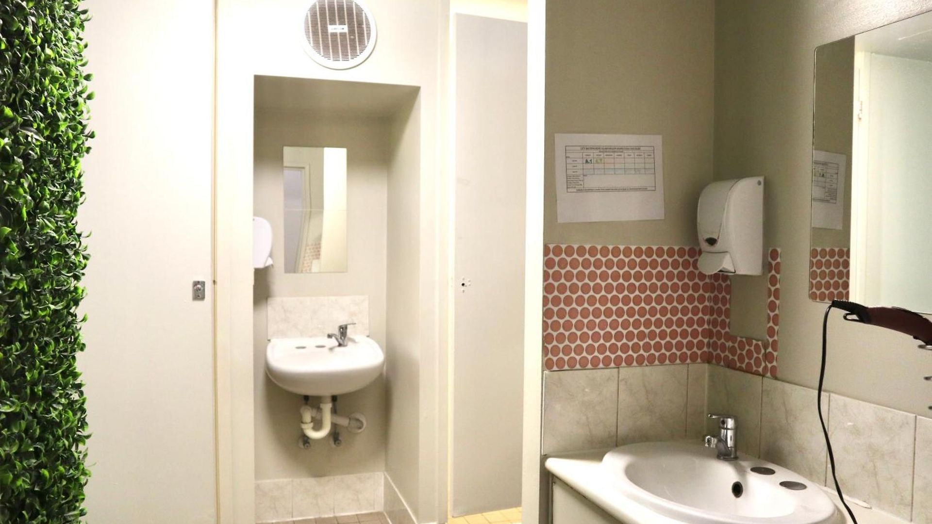 Backpackers Hq Hostel