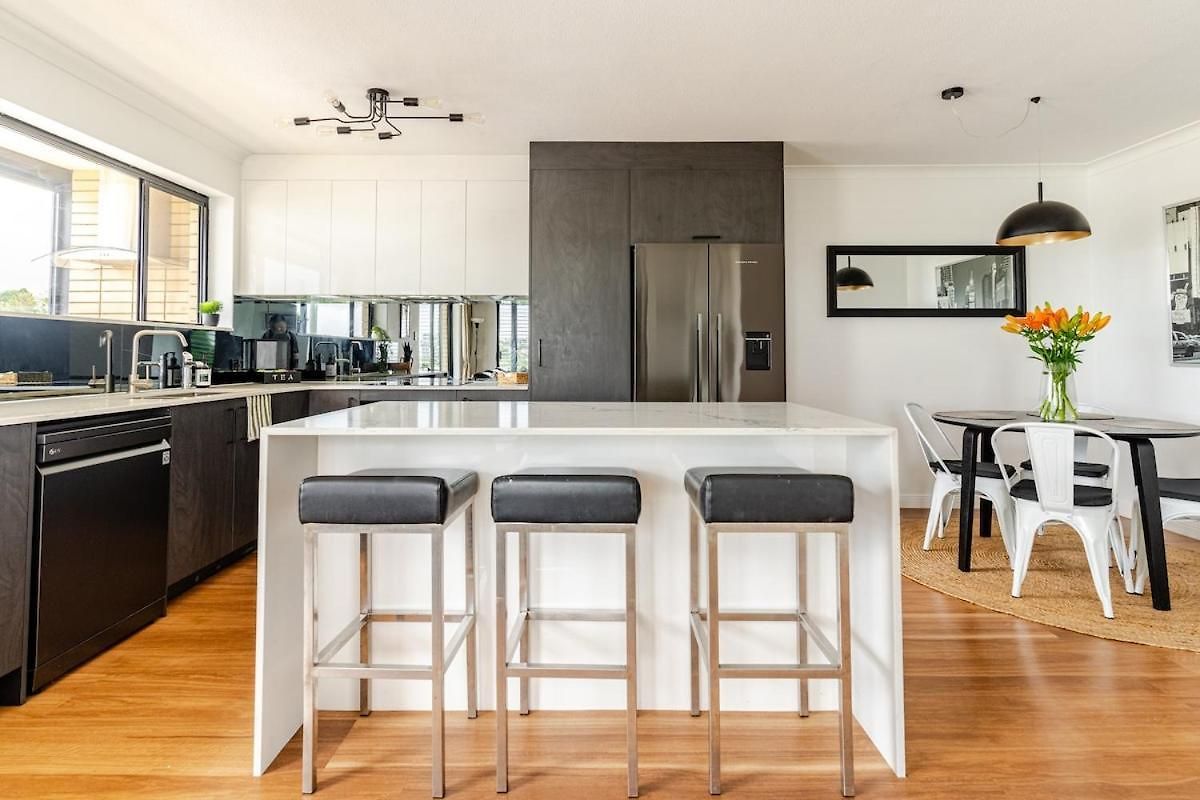 Value With View Sleeps 7 Apartment *