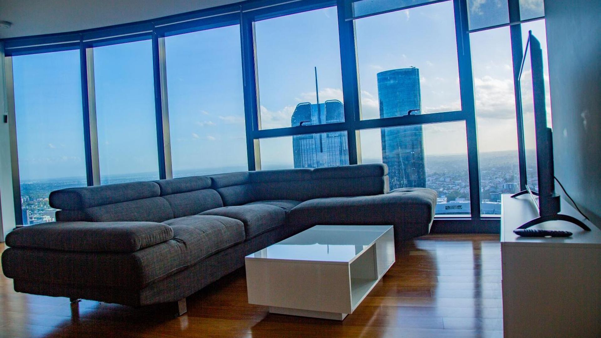 Apartment Imagine 4 Bedroom *