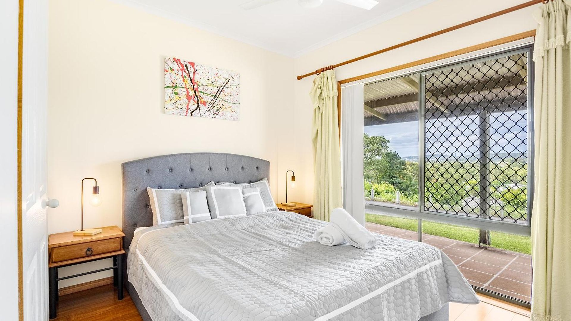 Spacious Land Area 5bedroom At Sunnybank New Ac Holiday home Brisbane