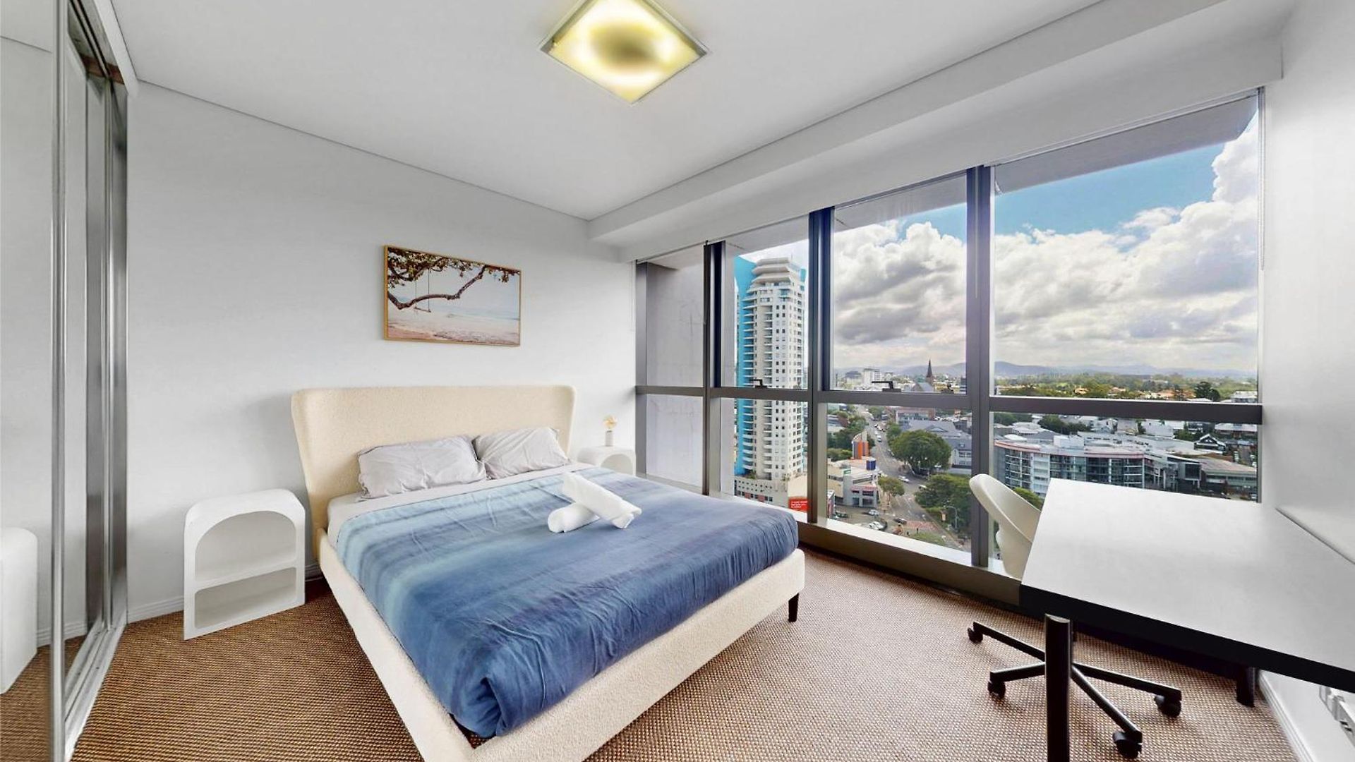 Cloud 17 Retreat - Meriton Soleil Private 1b *