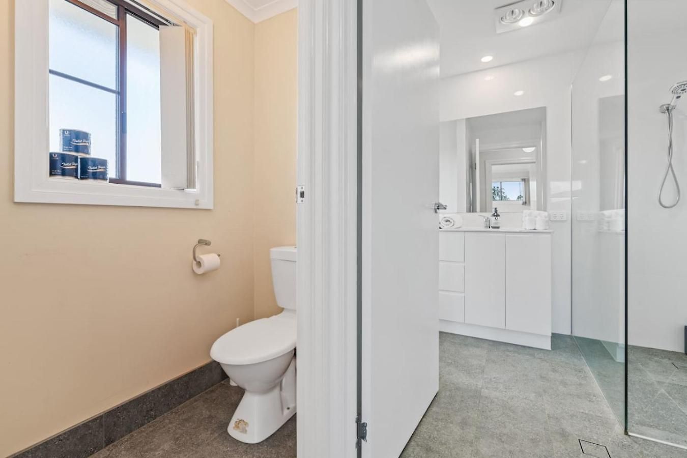 Affordable Convenient 4beds With Ducted Ac Holiday home