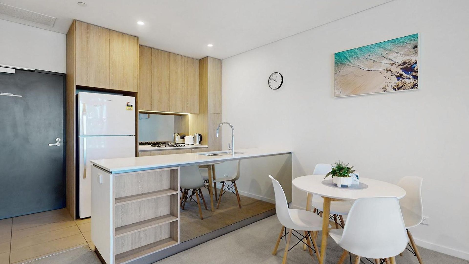Urban Luxe Retreat - South Boutique W Free Carpark Apartment Brisbane