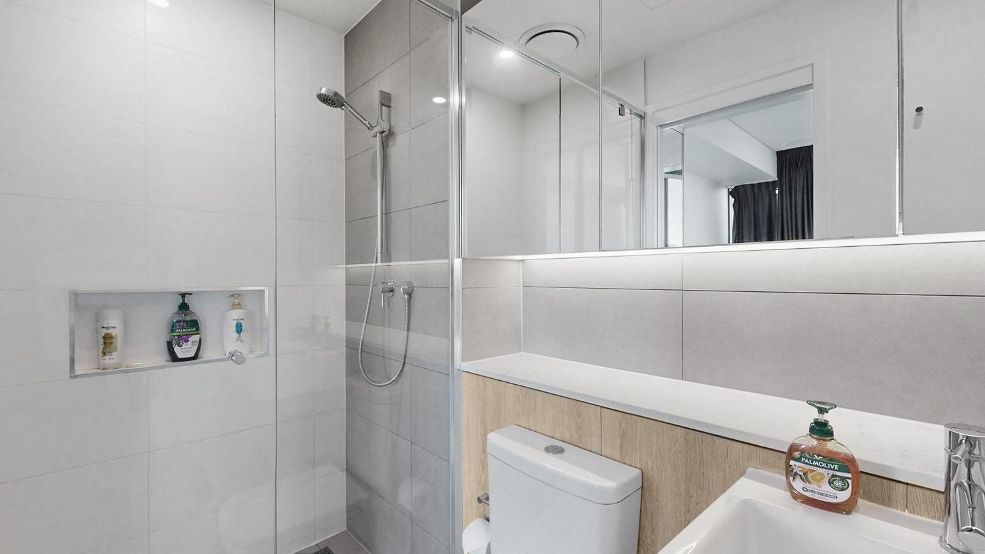 Urban Luxe Retreat - South Boutique W Free Carpark * Brisbane
