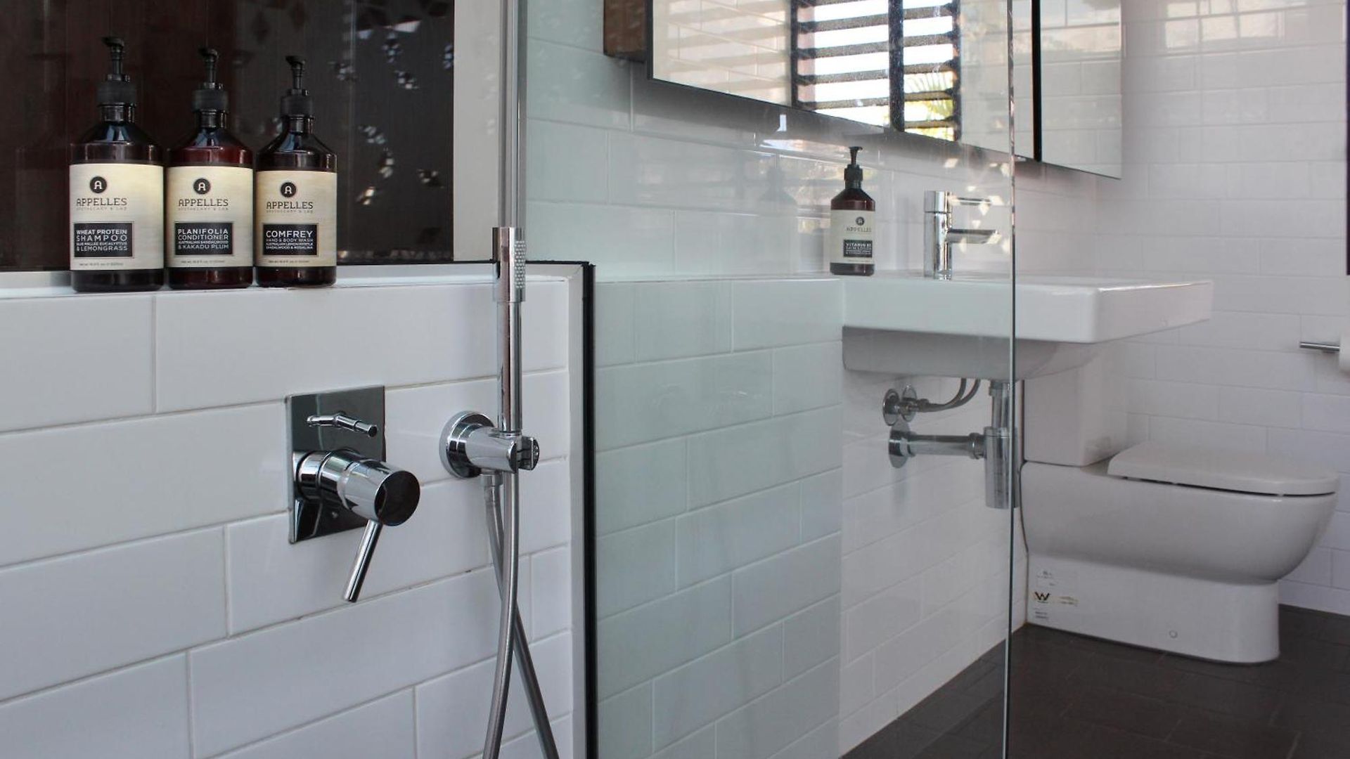 Inner Haven Enviro-luxury - With Free Parking * Brisbane