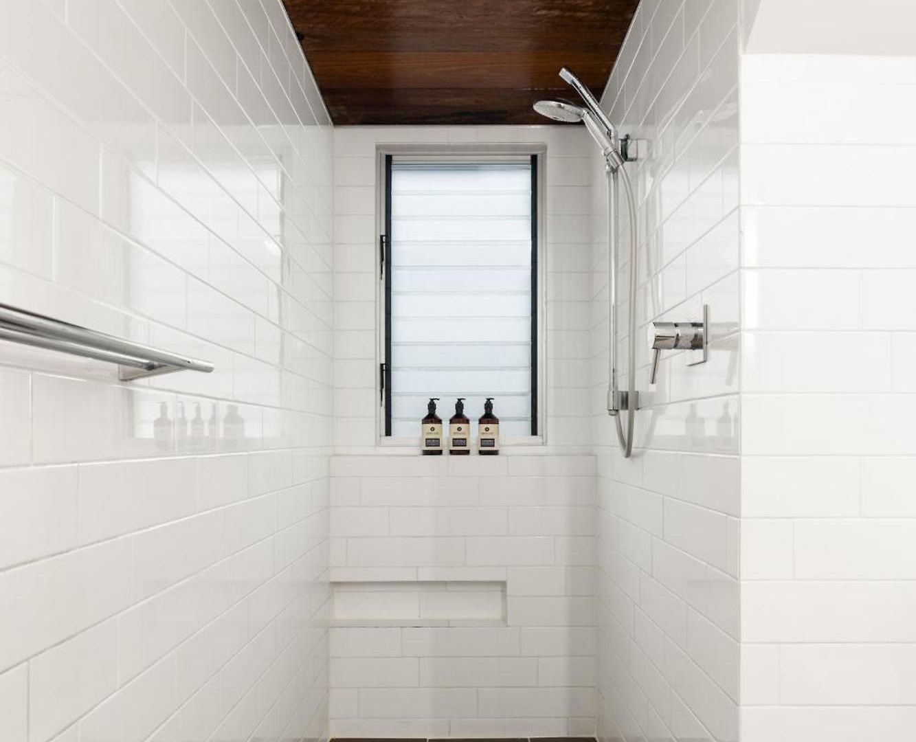 Inner Haven Enviro-luxury - With Free Parking Apartment Brisbane