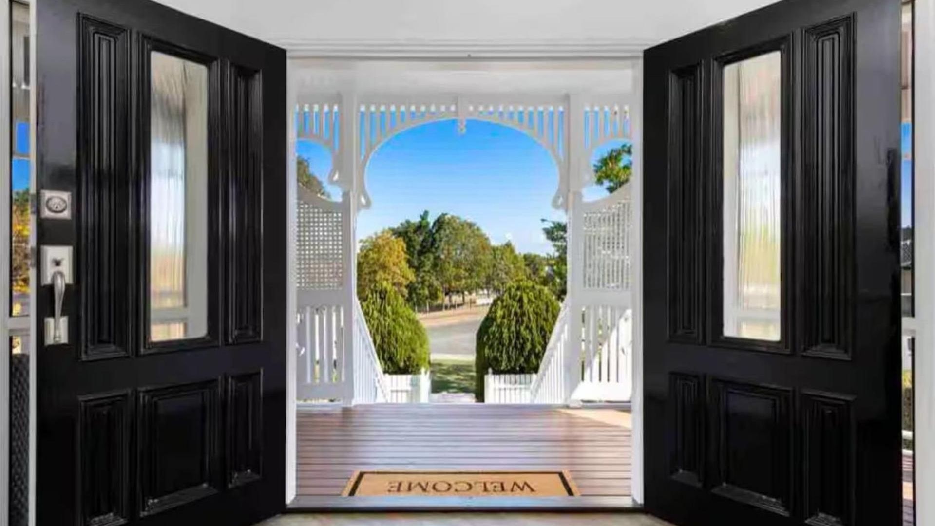 The Duchess - Stunning Hamptons Oasis With Pool | Winter Escape | Longer & Save | 1 June - 31 August Holiday home