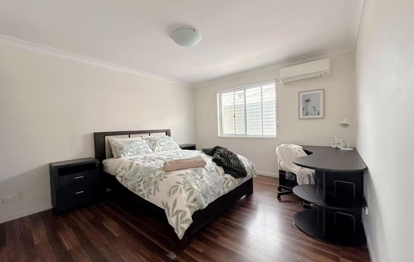 5br Family - Ev Car Point At Home, 2 Master - Near Sunnybank, Qeii, Qsac And Griffith Uni Holiday home