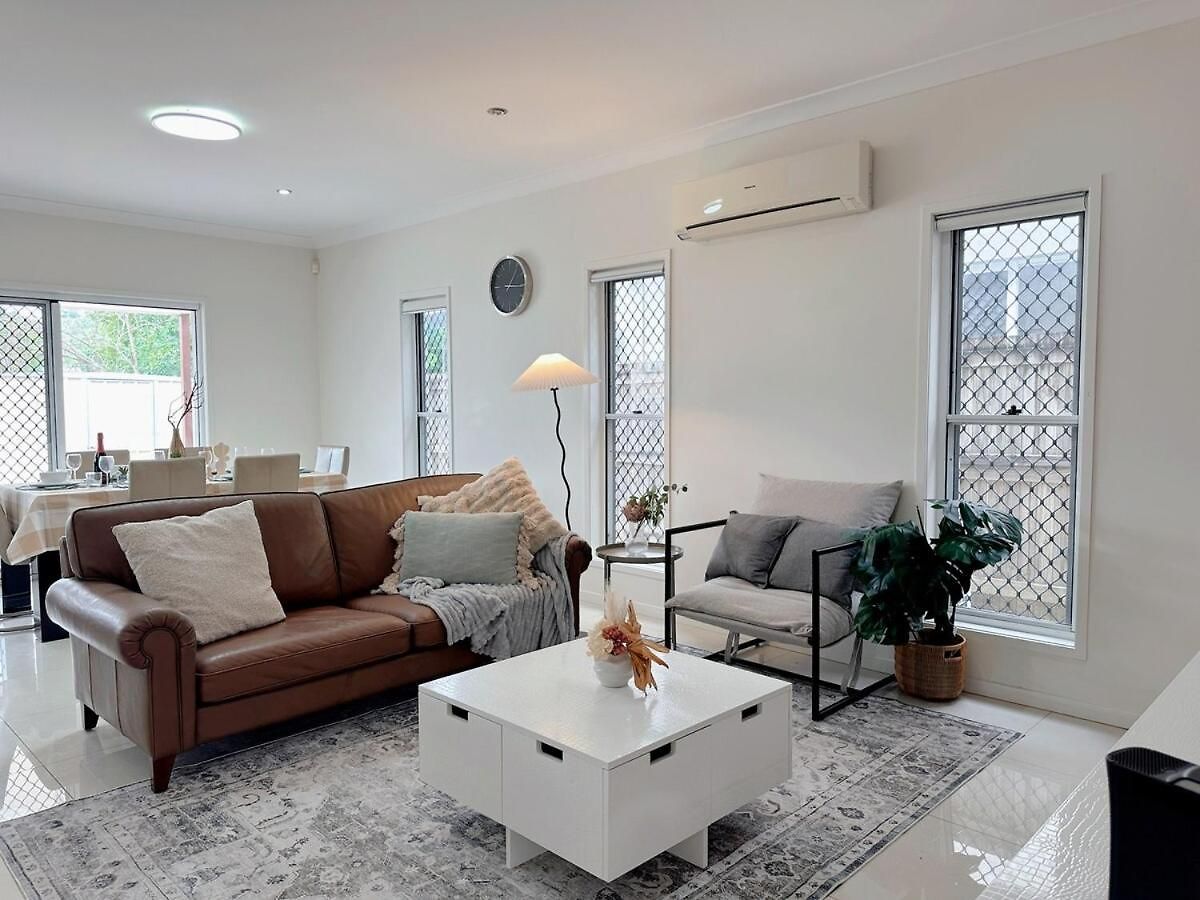 5br Family - Ev Car Point At Home, 2 Master - Near Sunnybank, Qeii, Qsac And Griffith Uni Holiday home Brisbane