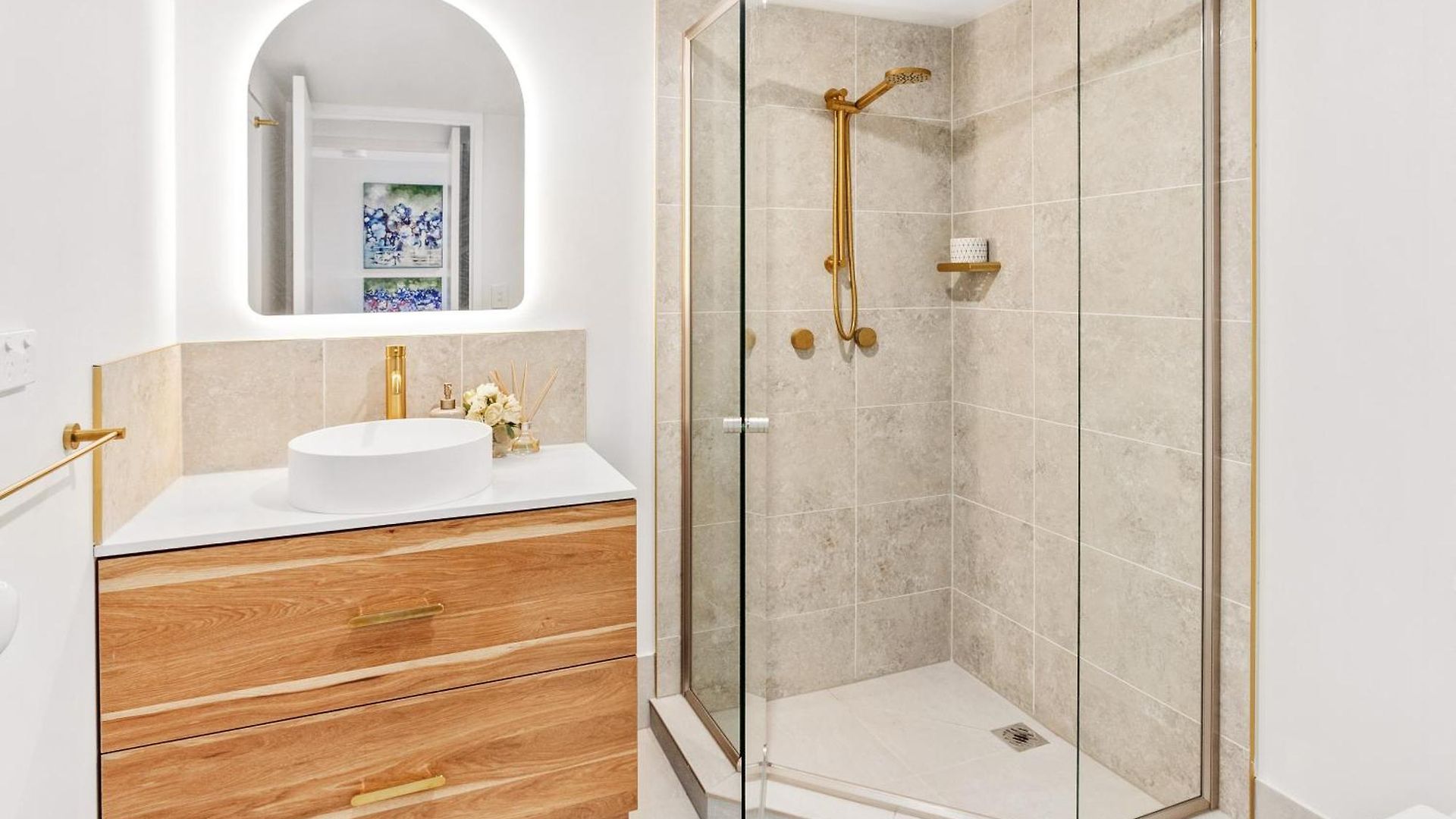 Apartment Leafy Oasis- Sunset And Mountain View,2 Bed, 2 Ensuite, Close To Cbd