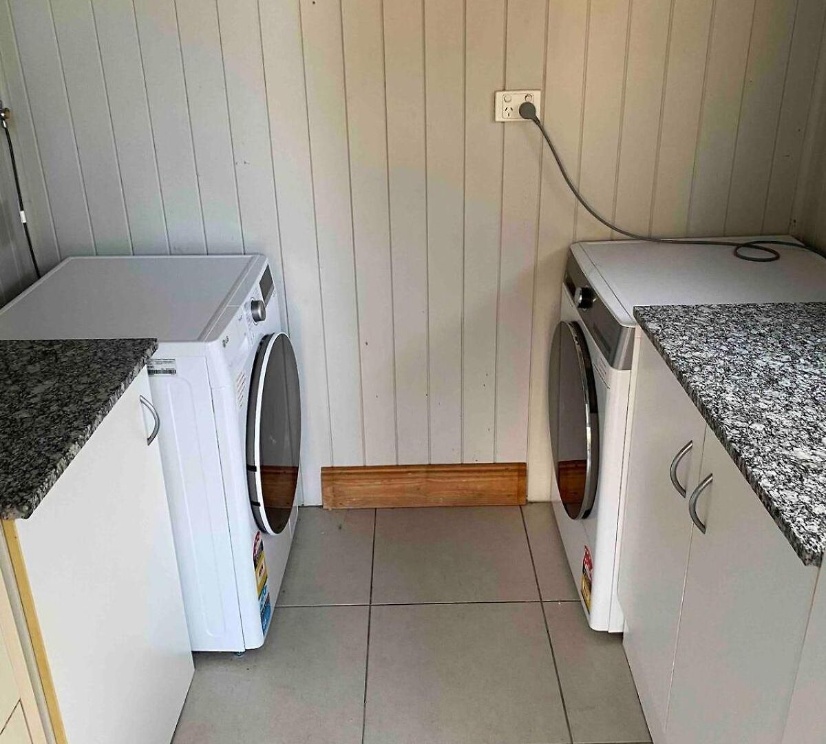 Luxury Queenslander Awaits! Sleeps 8, 3 Car Parks Holiday home *