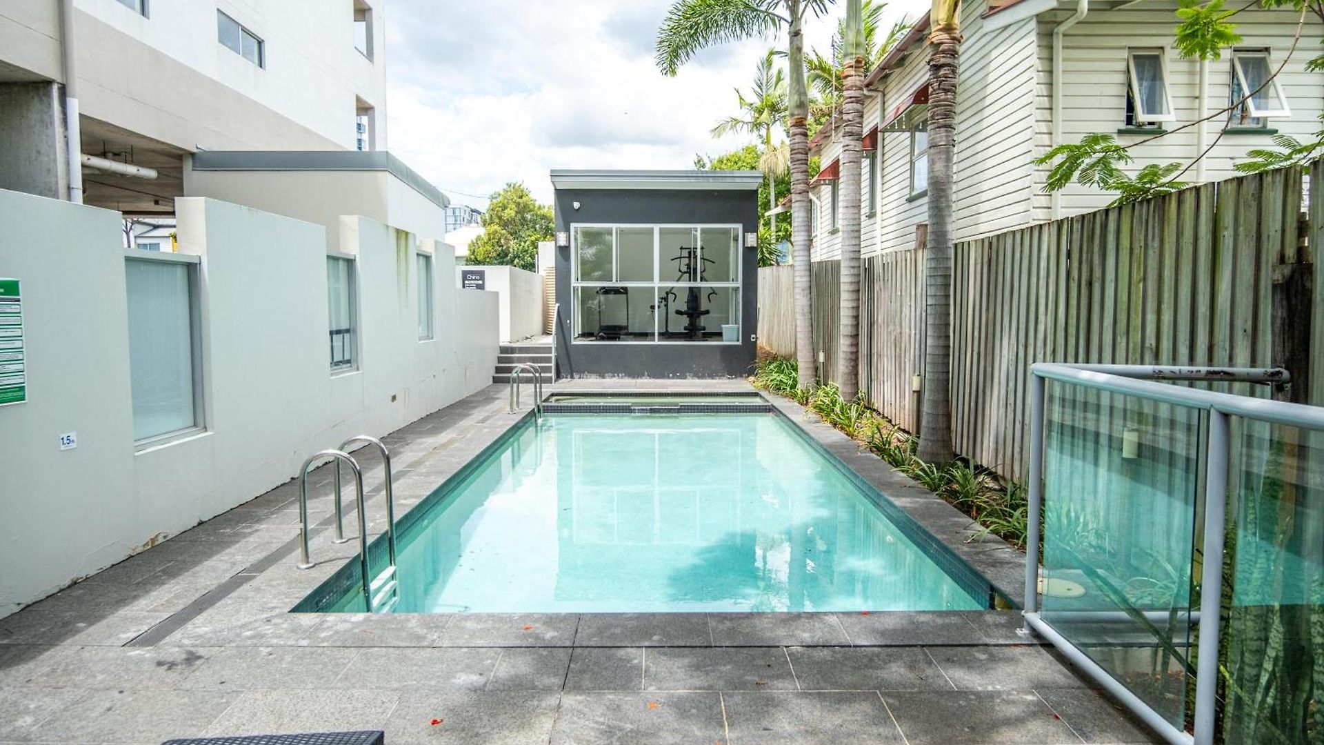C Woolloongabba *