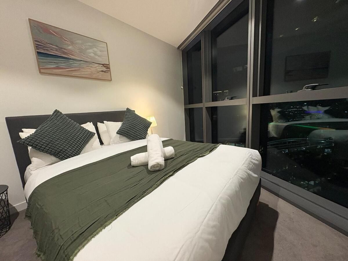 Apartment 2b2b Retreat Land In Queens Wharf *