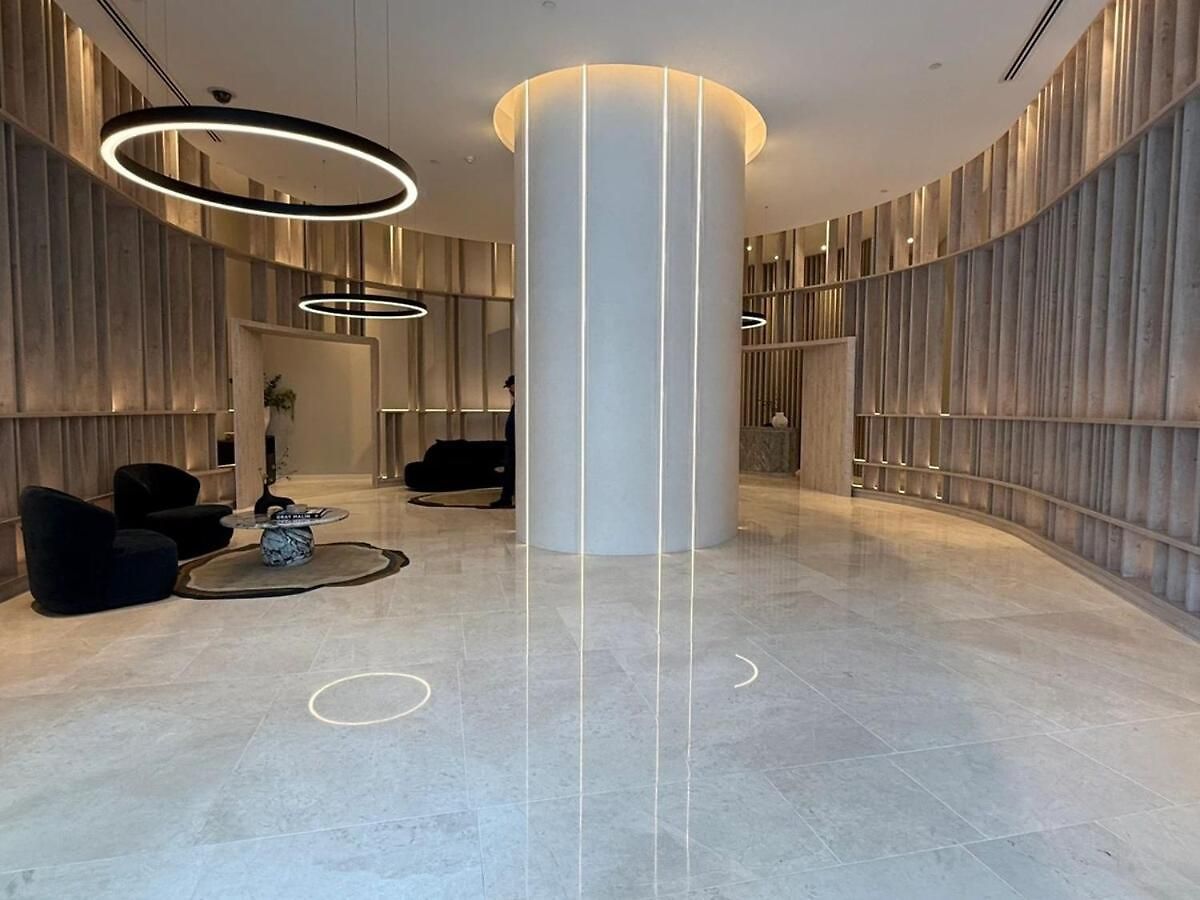 Apartment 2b2b Retreat Land In Queens Wharf