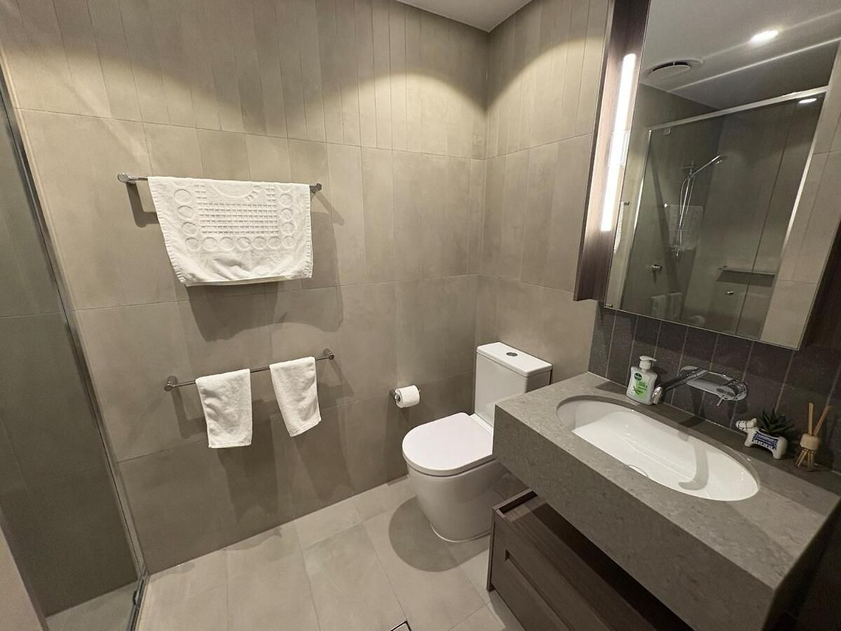 2b2b Retreat Land In Queens Wharf * Brisbane