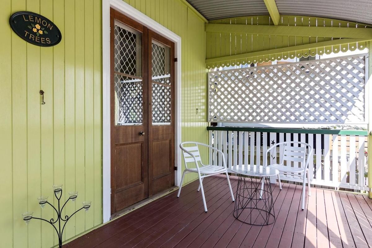 Holiday home Bardon Oasis-whole House & Great Deck To Yourself
